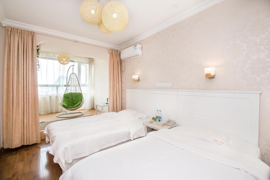 Guilin Harbour No.1 Hotel Exterior photo